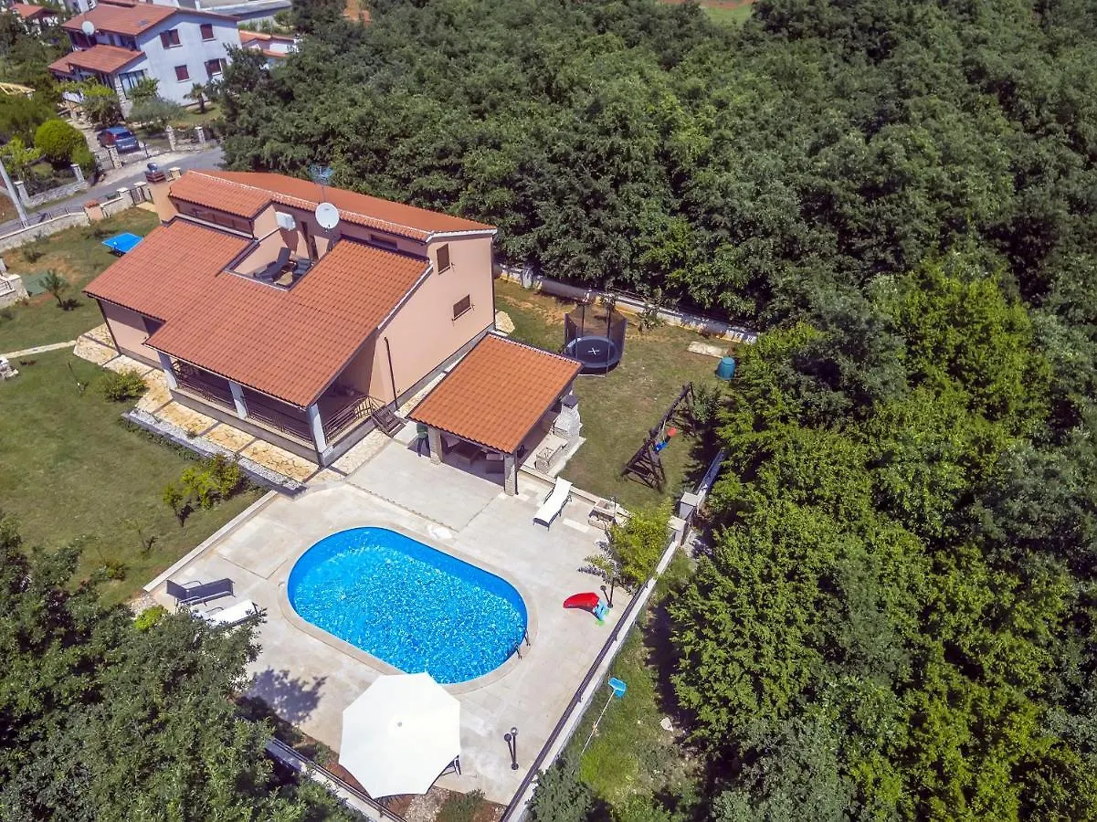Luxury Experience In Villa Lucia With Heated Pool And Play Station 4 location