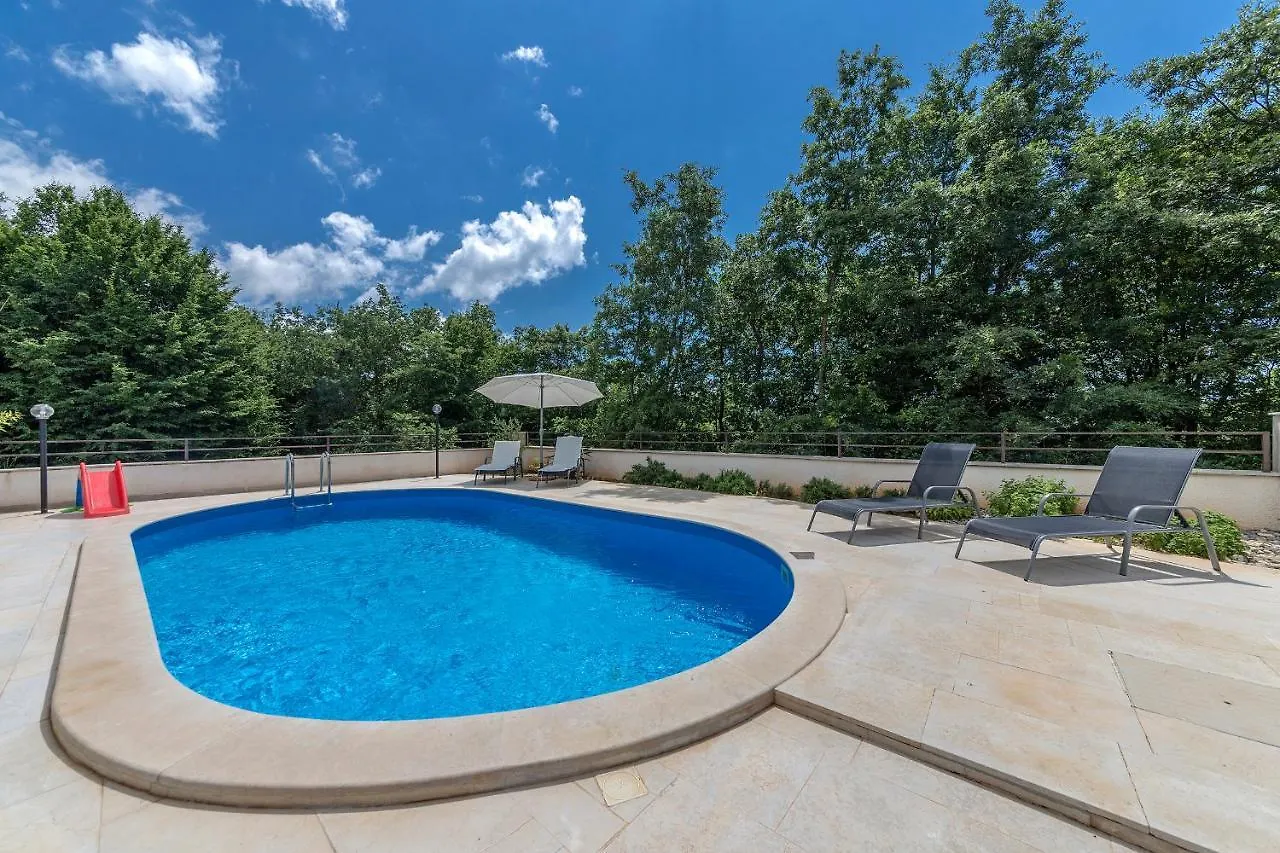 Luxury Experience In Villa Lucia With Heated Pool And Play Station 4 Vodnjan