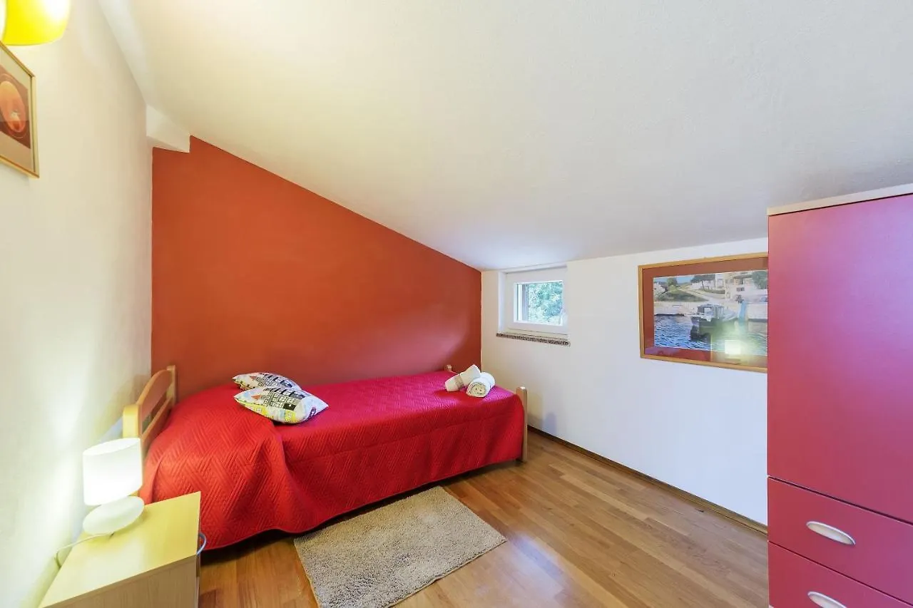 Luxury Experience In Villa Lucia With Heated Pool And Play Station 4 Vodnjan