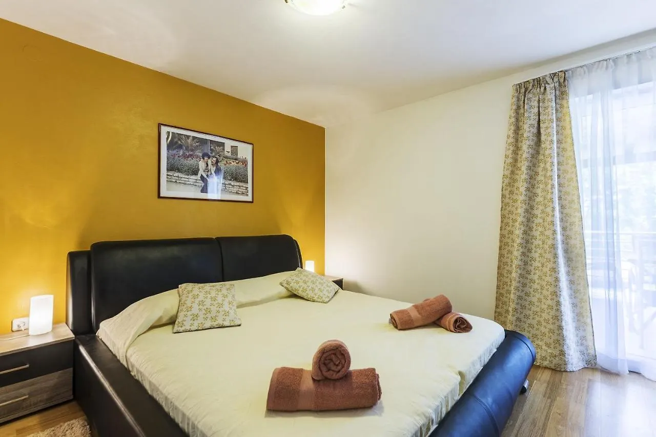 Luxury Experience In Villa Lucia With Heated Pool And Play Station 4 Vodnjan