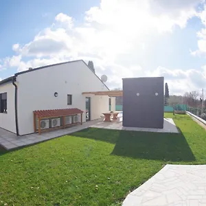 Beautiful With Private Pool On Peaceful Location, Village Sveti Kirin Villa